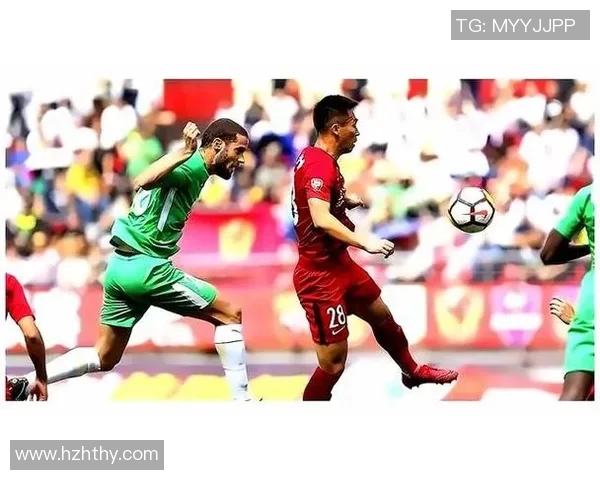 上港与重庆激战正酣双方进球精彩纷呈引发球迷热议